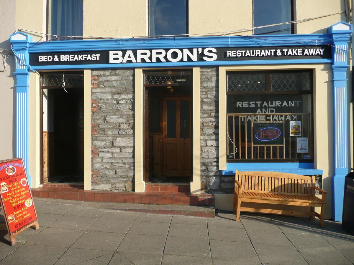 Barron'S Bed & Breakfast Moville Bagian luar foto